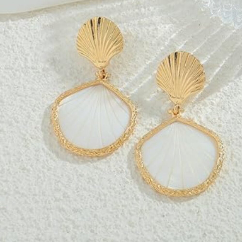 Gold Shell Earrings - Picture 4 of 6